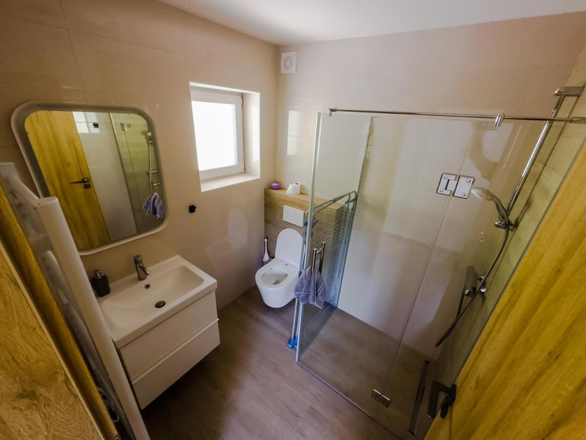 Apartmaji Silva Slap ob Idrijci エクステリア 写真