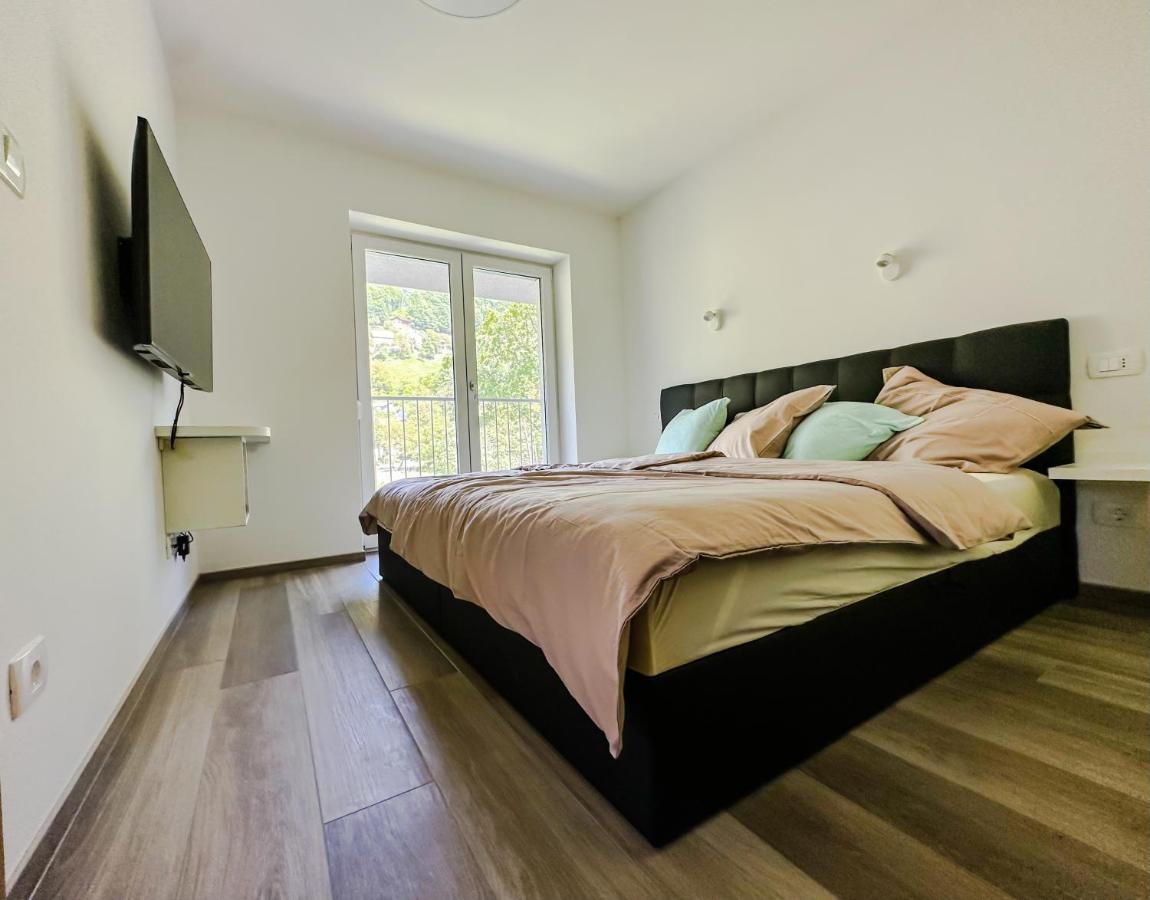 Apartmaji Silva Slap ob Idrijci エクステリア 写真