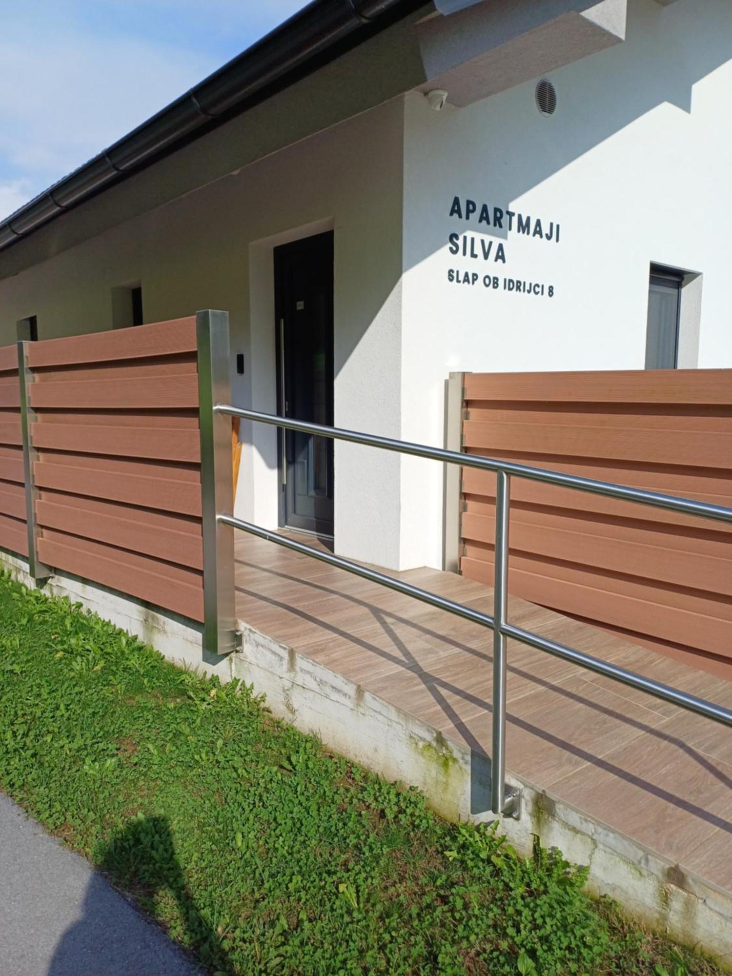 Apartmaji Silva Slap ob Idrijci エクステリア 写真